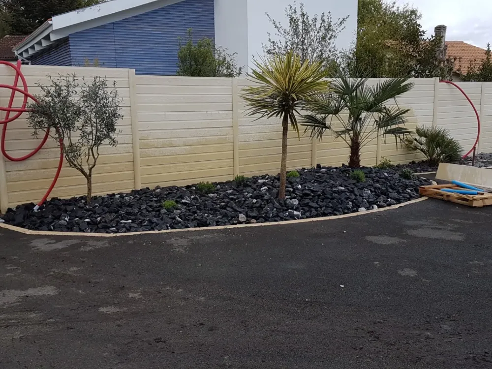 cloture en beton + creation massif